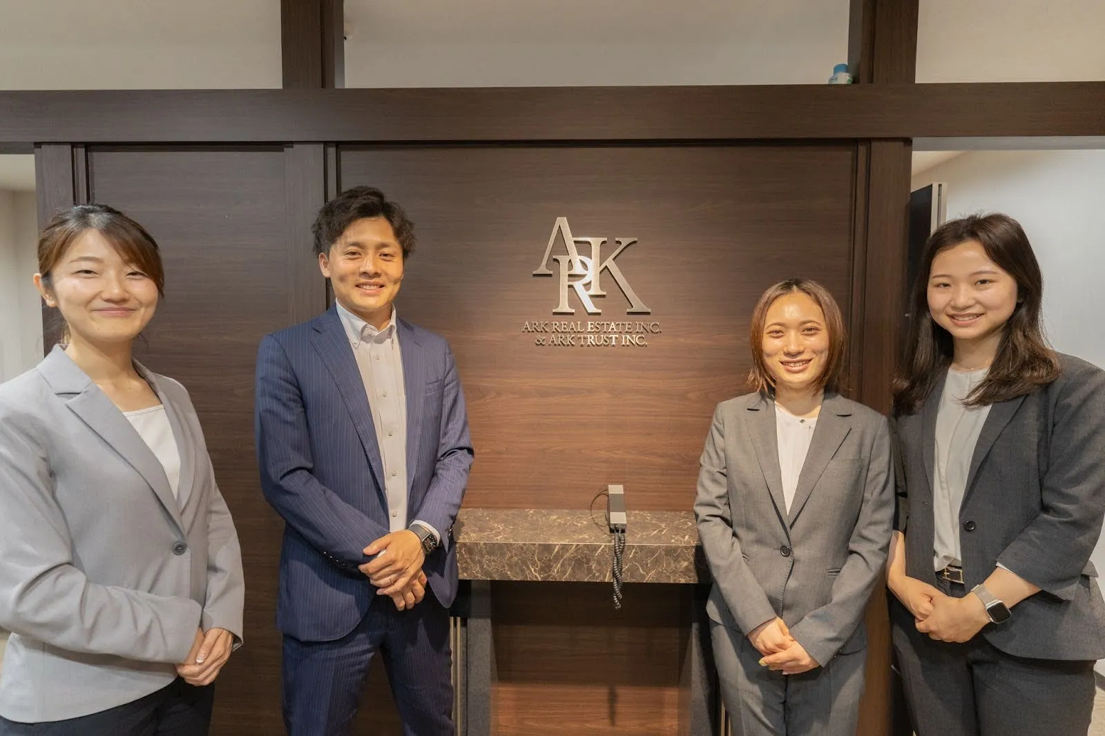 自動サンクスメールで来場予約20%獲得！SMS活用で着電率約80%達成し、休眠顧客の掘り起こしに成功